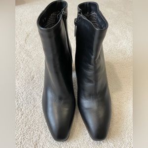 Aquatalia Florita weatherproof boots (size 8)